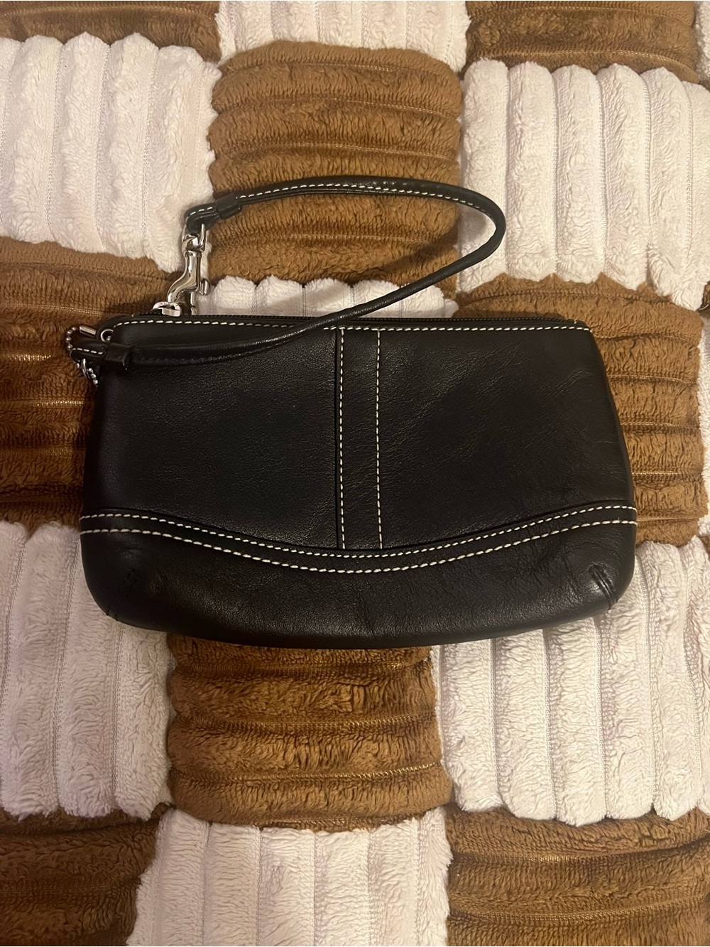 Coach Vintage Soho Black Leather Wristlet EUC!